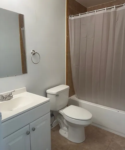 1910 SW 15th Pl — Photo 12