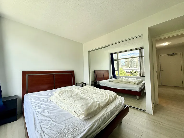 189 Aquarius Mews — Photo 6