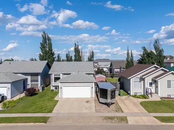 1519 W 49th Ave, Lloydminster, SK S9V 2E7