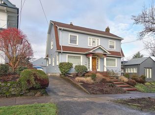 625 NE Laurelhurst Pl, Portland, OR
