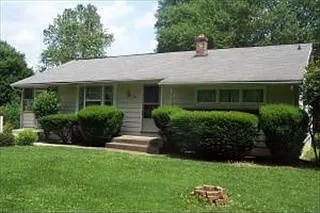 145 School House Rd photo 1