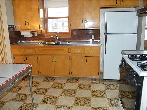 5th image of 10425 Boundary Ln