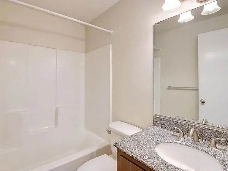 21 Westerly St — Photo 14