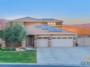 14504 Raphael Ave, Bakersfield, CA 93306