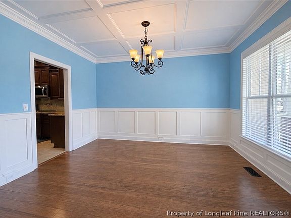 5th image of 85 Heatherspring Way