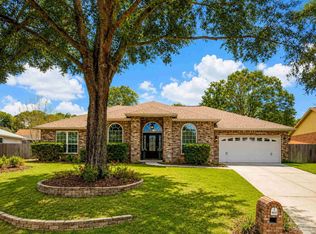5089 Pine Hollow Dr, Pensacola, FL 32505