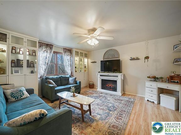 4th image of 147 Smoketown Rd