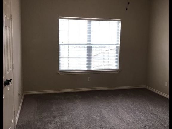 5th image of 1620 Stanley Dr