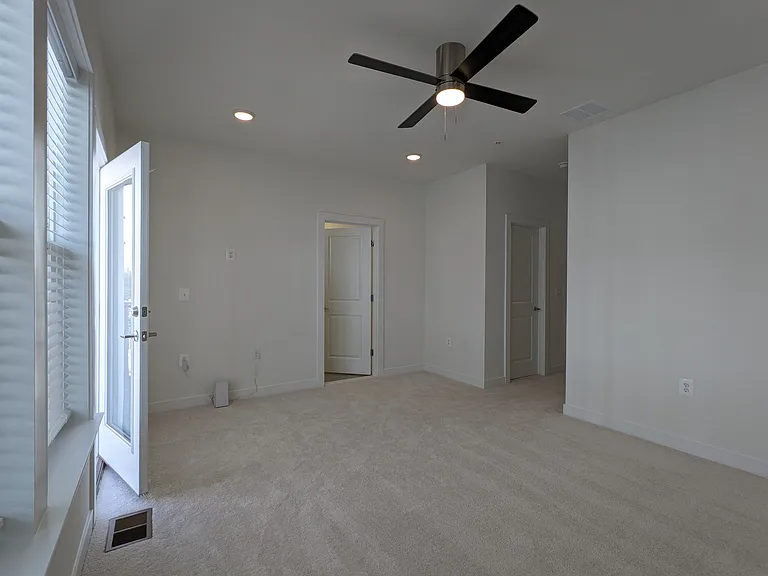 2089 Henson Norris St — Photo 12