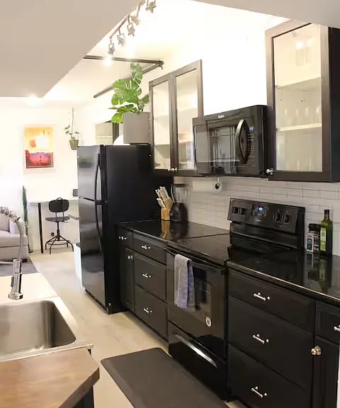 1001 N Columbia St #2 — Photo 1