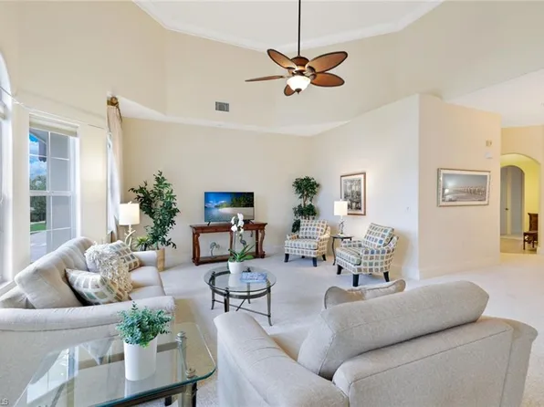 319 7th AVE S #319, NAPLES, FL 34102