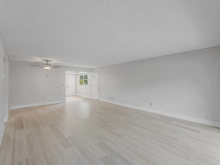 1201 Solana Rd #5 — Photo 21