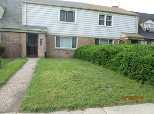9520 S Oglesby Ave, Chicago, IL
