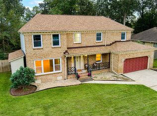 1933 Grey Friars Chase, Virginia Beach, VA 23456
