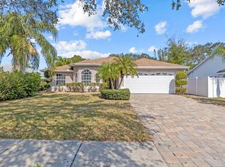 805 Anchors Way, Tarpon Springs, FL 34689