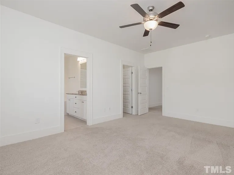 557 Serenity Hill Cir — Photo 7