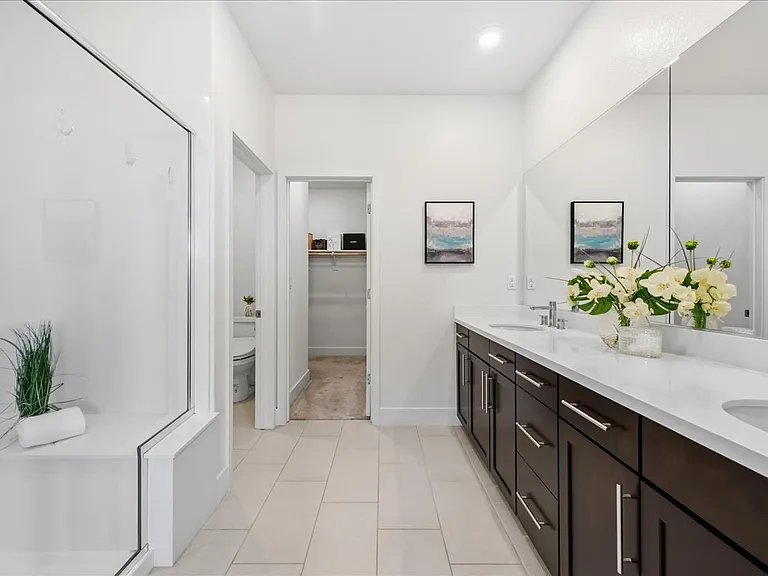 3910 Scottfield St — Photo 40