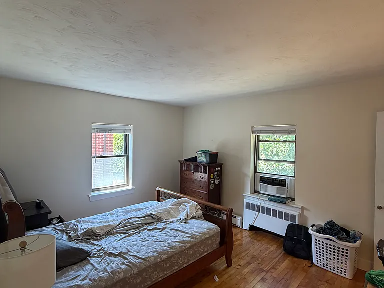 32 Brock St #4 — Photo 7