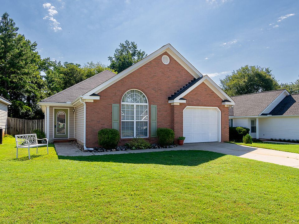 1st image of 733 Bradford Lane Lane