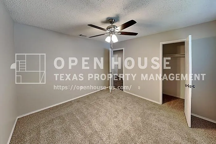 4900 Parkview Hills Ln — Photo 10