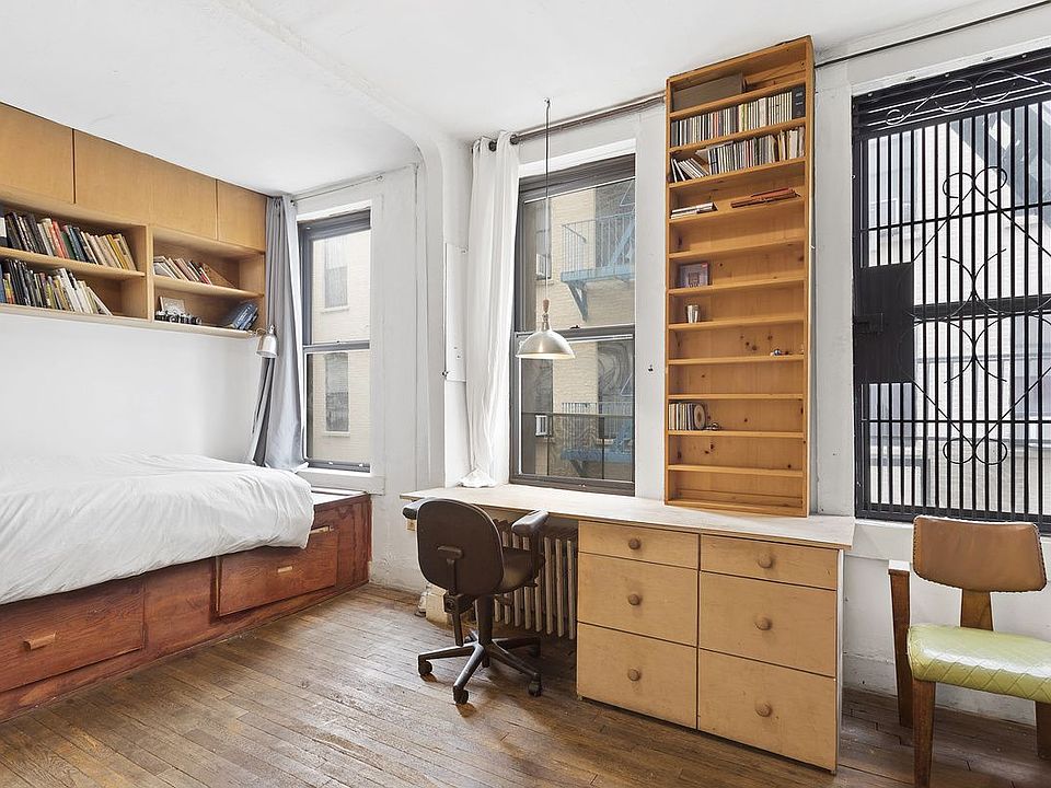 2nd image of 219 E 7th St APT 5