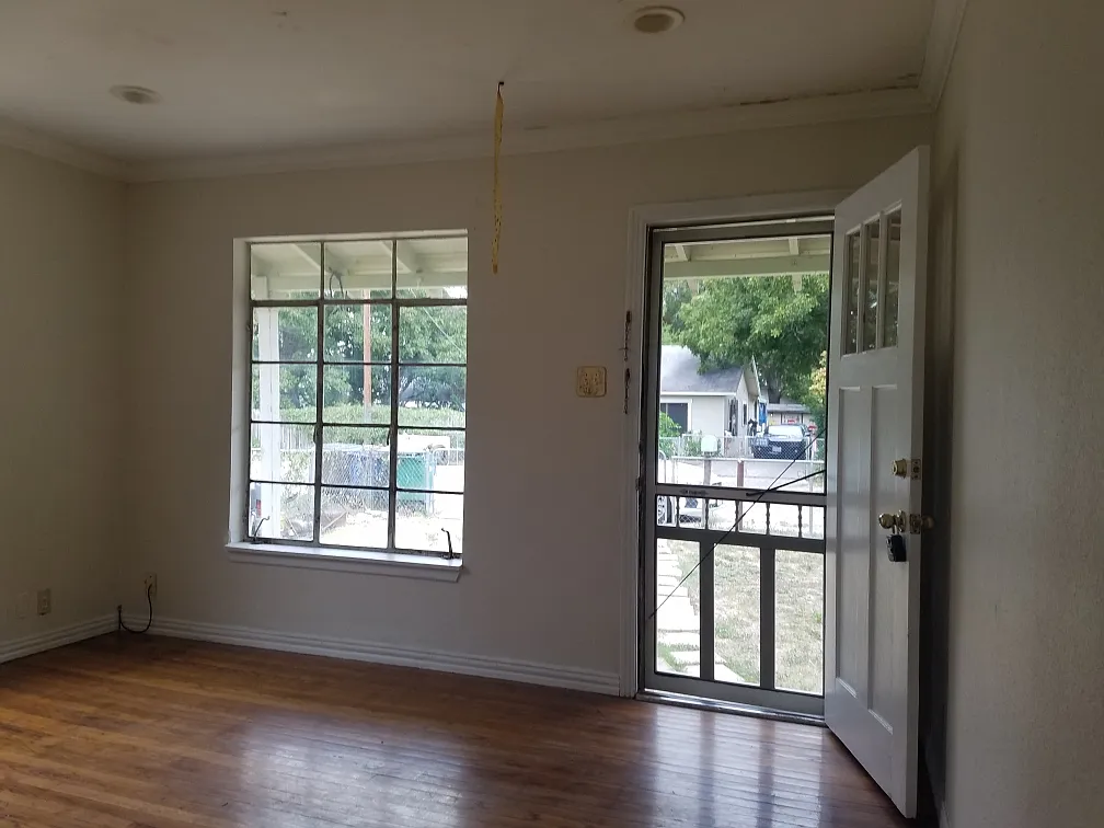 2 bed, 890 sqft, $1,175 — Photo 2