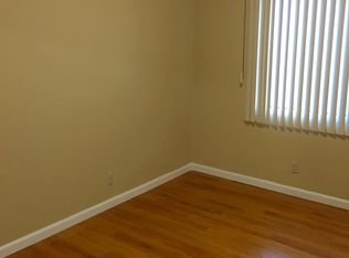 1021 W Clark Ave APT A, Burbank, CA 91506