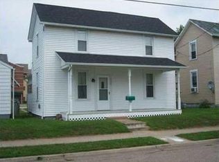 1327 E Walnut St, Lancaster, OH 43130