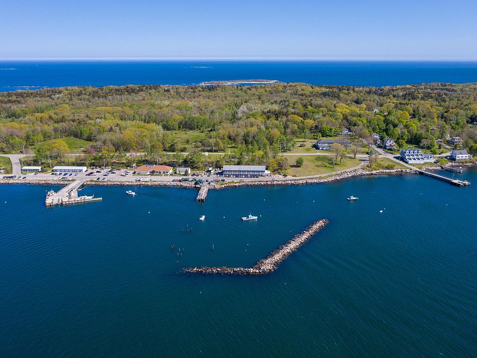 1st image of 295 Island Ave