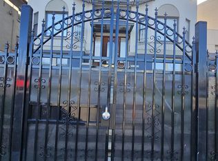 1342 Lakeshore Ave APT 3, Oakland, CA 94606