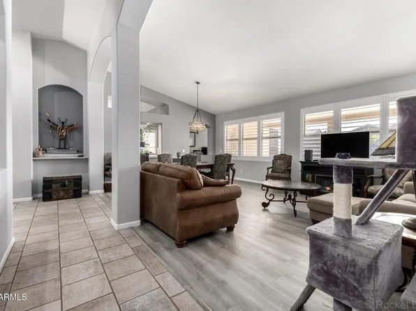 891 E GAIL Drive, Gilbert, AZ 85296