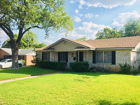 4th image of 1006 Melrose Dr