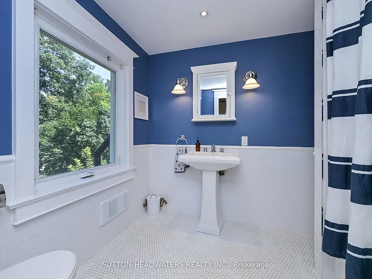 14427 Creditview Rd — Photo 23