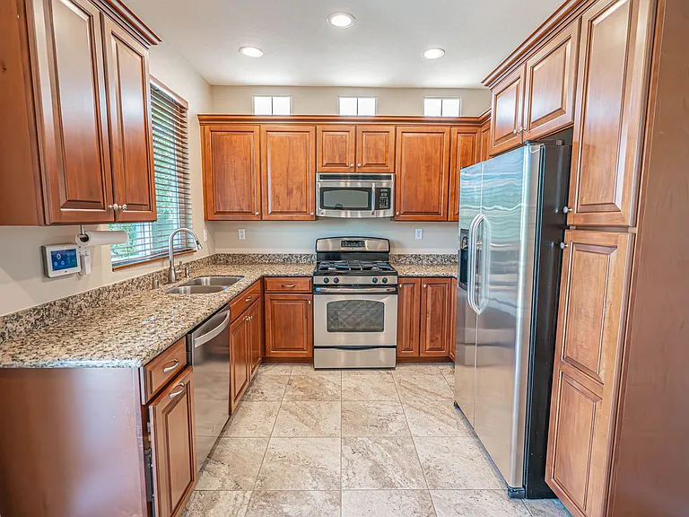 27909 Crown Court Cir — Photo 3