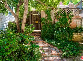8630 Lookout Mountain Ave, Los Angeles, CA 90046
