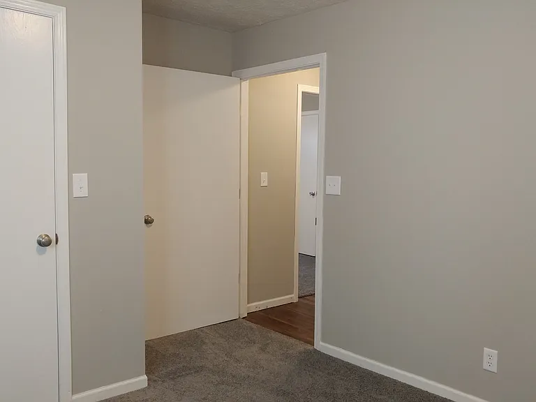 518 Jefferson St — Photo 7