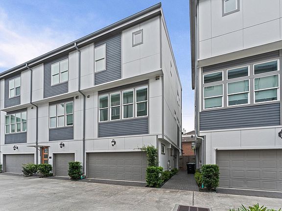 5th image of 9635 Riddlewood Ln