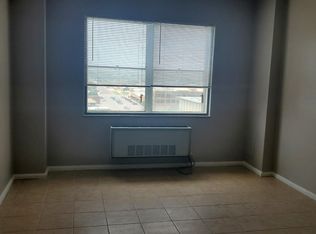 17 E 2nd Ave #10D, Hutchinson, KS 67501
