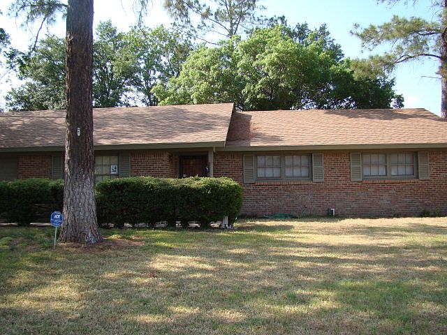 1st image of 1610 Cimmaron Dr