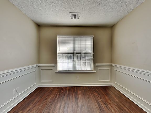 5th image of 101 Mills Run Dr