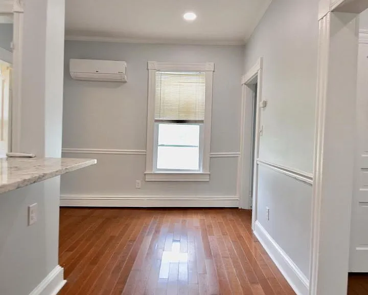 205 Oakley St #2 — Photo 9