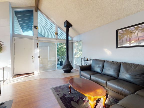 2nd image of 25405 Pine Creek Ln