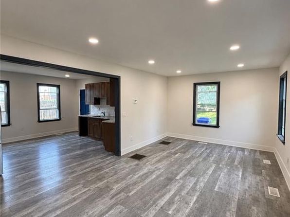 70 Clyde St #1