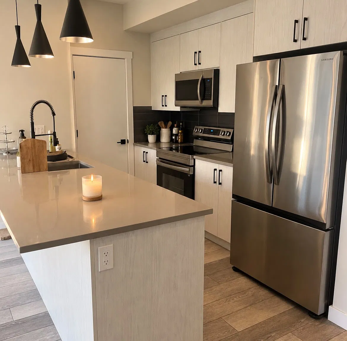 E Sage Meadows Cir NW, Calgary — Photo 4