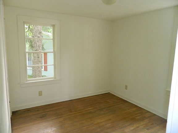 3rd image of 1046 Bibich Ct