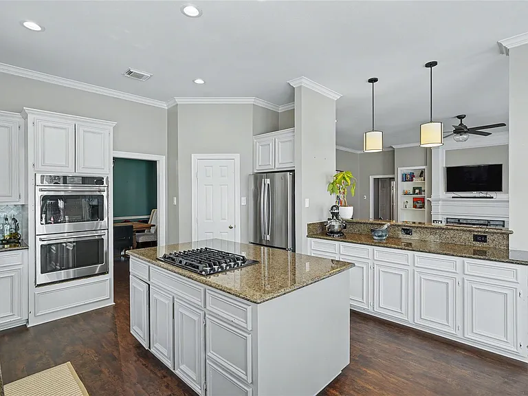 4250 Noble Oak Trl — Photo 9