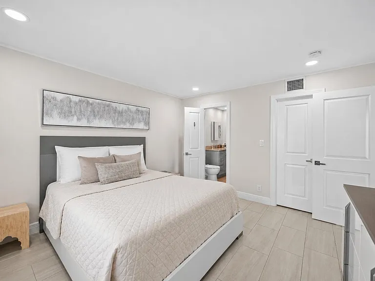 2900 Banyan St #601 — Photo 12