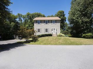 15 Helen Blvd, Poughkeepsie, NY 12603