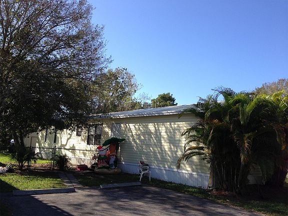 4th image of 243 Stockton St