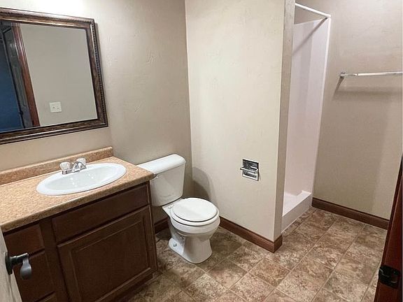 3rd image of 3117 W Glenpark Dr #5